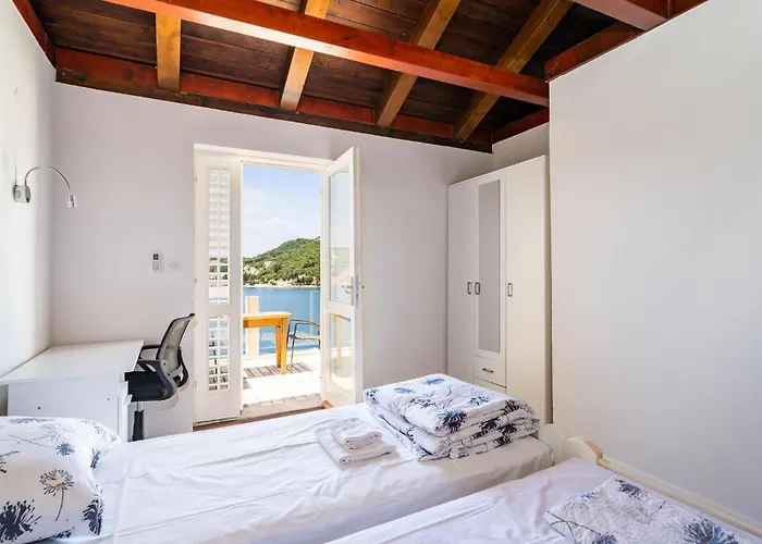 Awesome In * Zaton (Dubrovnik-Neretva)