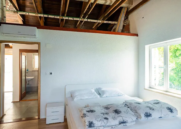 Ferienhaus Awesome In *
