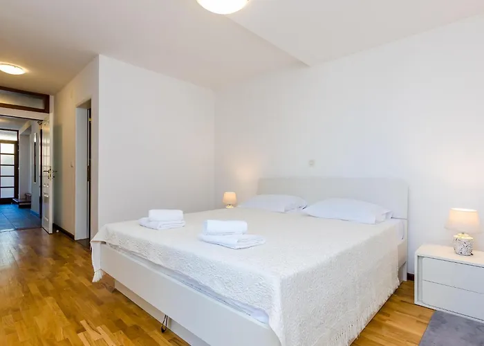 Awesome In * Zaton (Dubrovnik-Neretva)