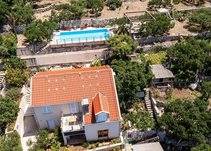 Awesome In Zaton (Dubrovnik-Neretva)